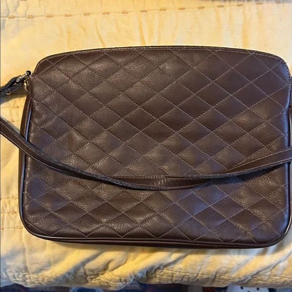 Etienne Aigner Brown Quilted Shoulder Bag - Picture 3 of 4